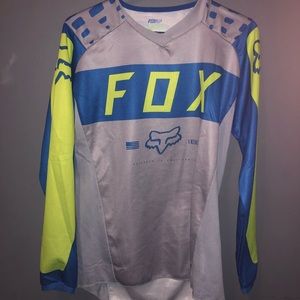 Woman’s Fox Racing Gear Set